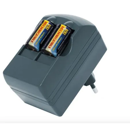 Caricabatterie + batterie ricaricabili CR123