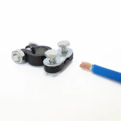 Conector adaptador de bornes de baterías de automoción para cable sin terminal