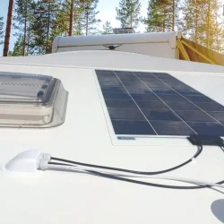 Kit Energia Solare Flessibile 12V 180W con Regolatore Victron MPPT